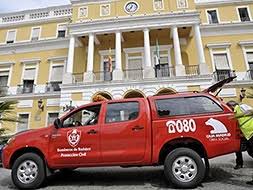 Bomberos de Badajoz recomiendan instalar detectores domésticos de humo en domicilios