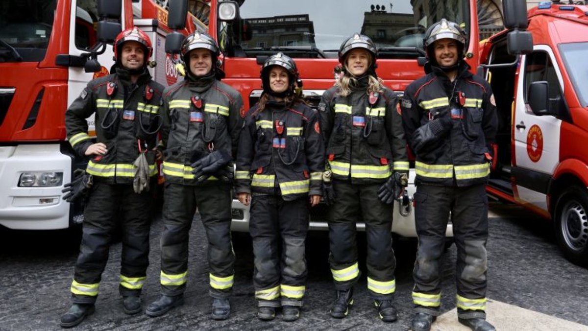 La nueva convocatoria del Cuerpo de Bomberos en Barcelona fomentará la incorporación de la mujer 