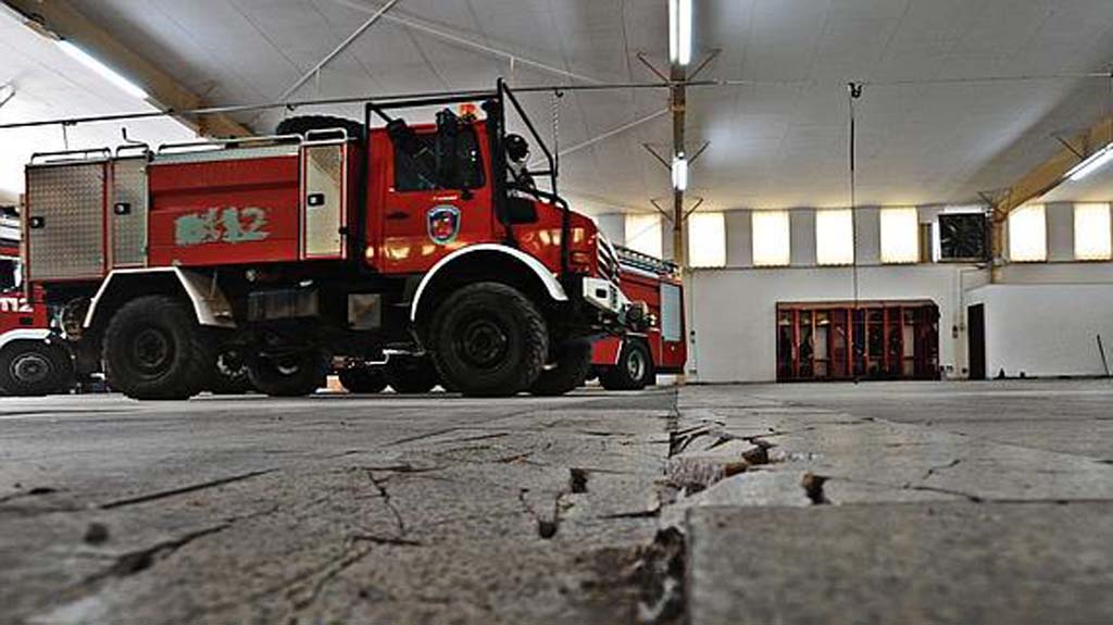 La ciudad de #Lorca recupera su Parque de #Bomberos, destruido por el terremoto de 2011