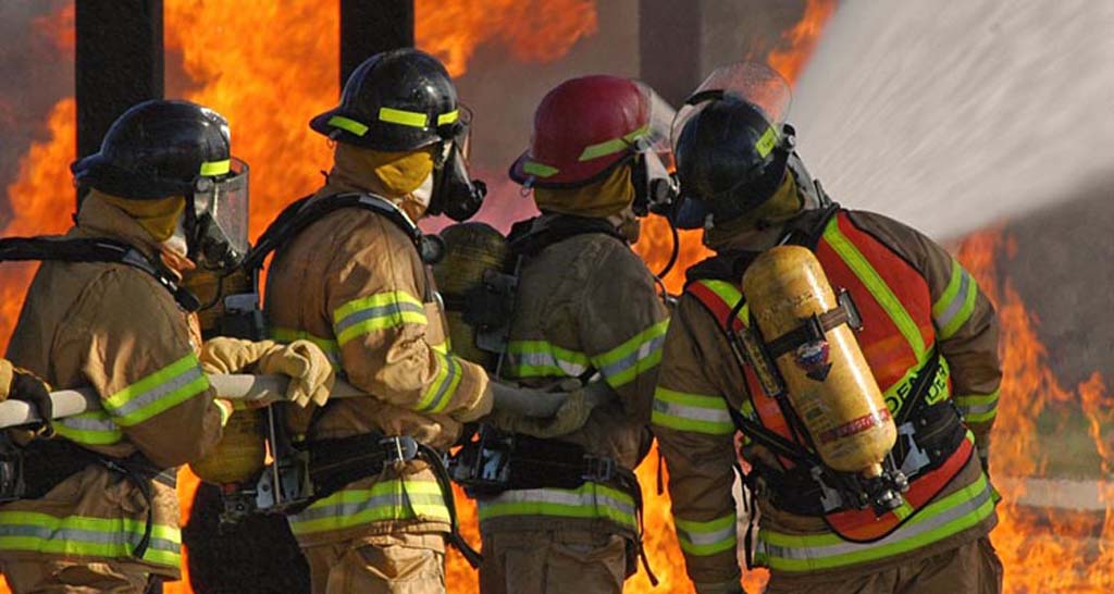 #Bomberos de #USA y de #Mexico comparten curso de salvamento de compañeros