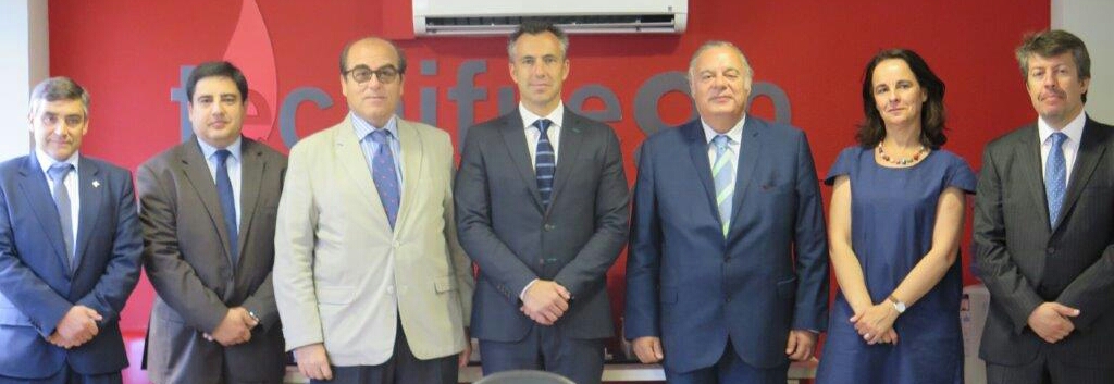 Colaboración profesional e impulso a la #Formación y la #Prevención, objetivos del convenio entre @Tecnifuegoaespi y #APTB