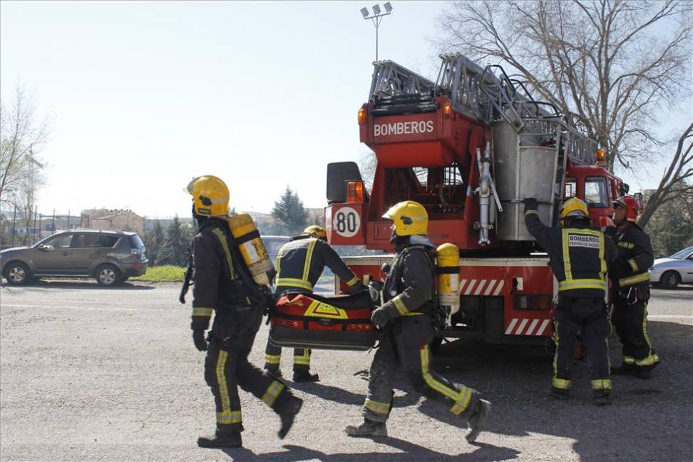 Los periodistas cacereños otorgan a los #bomberos extremeños el Premio 'Pata Negra'