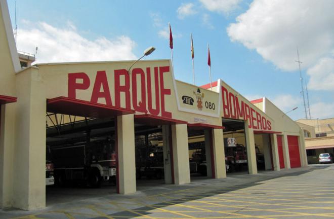 El Consorcio de #Bomberos de Murcia dona trajes de intervención en incendios a bomberos voluntarios de Chile