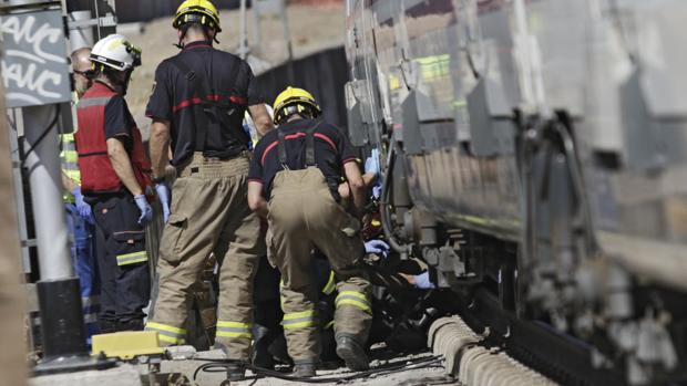 Se abre el plazo para optar a 63 plazas de #bombero de la Diputación de Sevilla