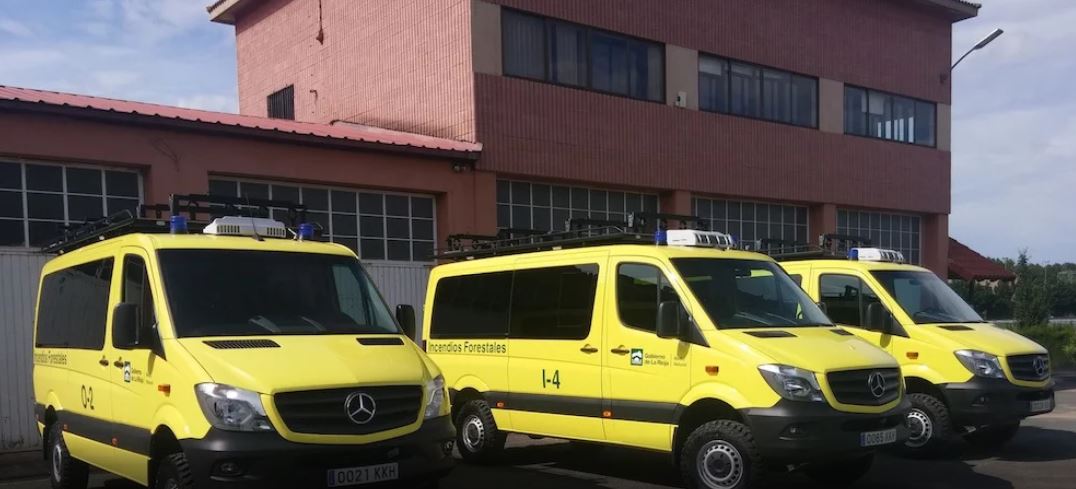Tres nuevos todoterreno para renovar el parque móvil de los #bomberos forestales de La Rioja
