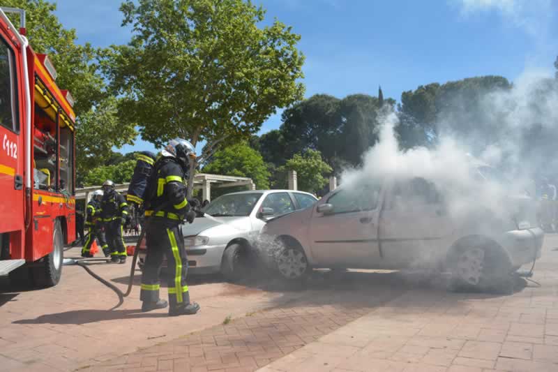 Un espectacular simulacro de siniestro vial en el Recinto Ferial de Albacete @AytoAlbacete pone el broche a la Semana de la Prevención de Incendios 2024 #SPI24 de @fmapfre y #APTB