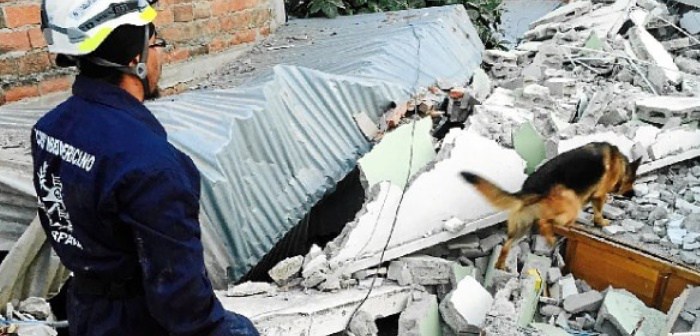 La ONCE premia a #Bomberos Unidos Sin Fronteras 