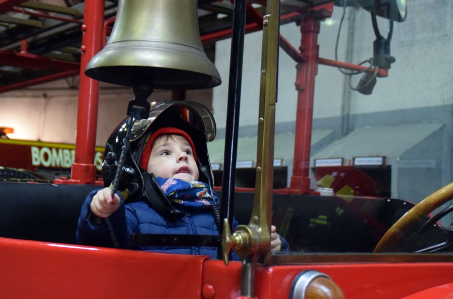 Niños zamoranos se convierten en bomberos por un día
